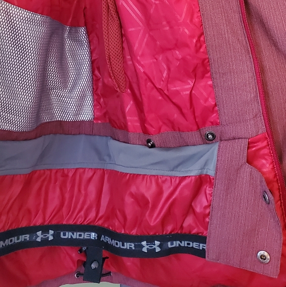 Womens UA outerwear ski jacket - Picture 6 of 8